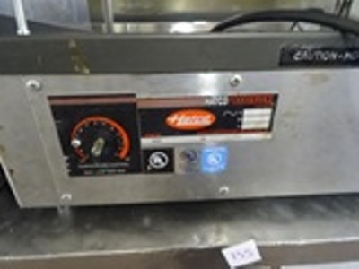 lot 136 image: Food Warmer