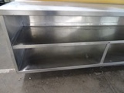 lot 158 image: Waitress Station