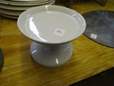 lot 182 image: Ceramic Stand