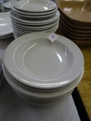 lot 184 image: Bowls & Plates