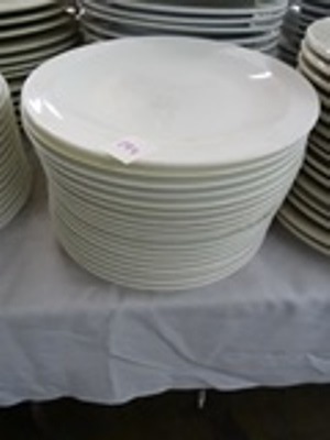lot 194 image: Plates