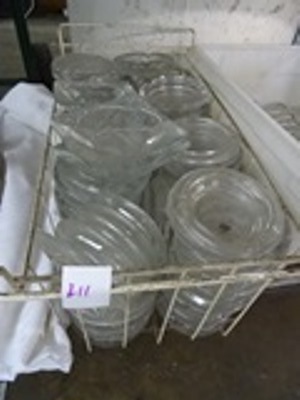 lot 211 image: Glass Ash Trays