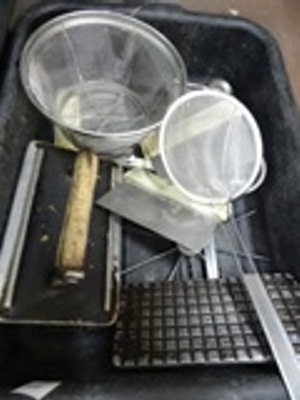lot 232 image: Kitchen Utensils
