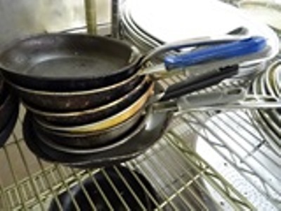 lot 252 image: Sautee Pans