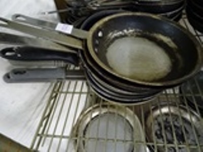 lot 253 image: Sautee Pans