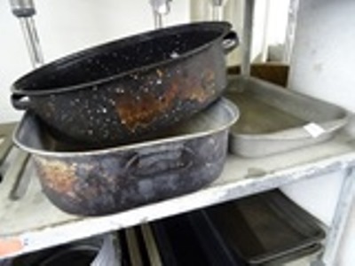 lot 263 image: Roasting Pans