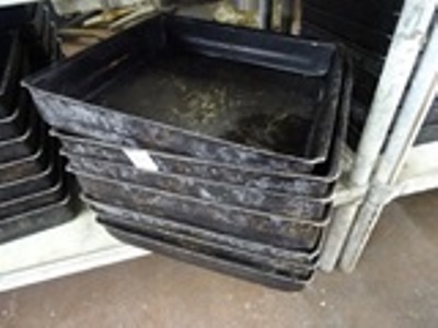 lot 276 image: Pizza Pans