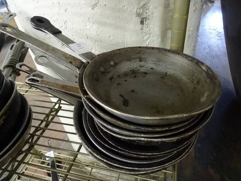 lot 301 image: Sautee Pans