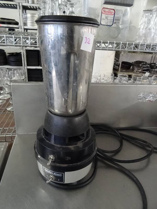 lot 352 image: Mixer