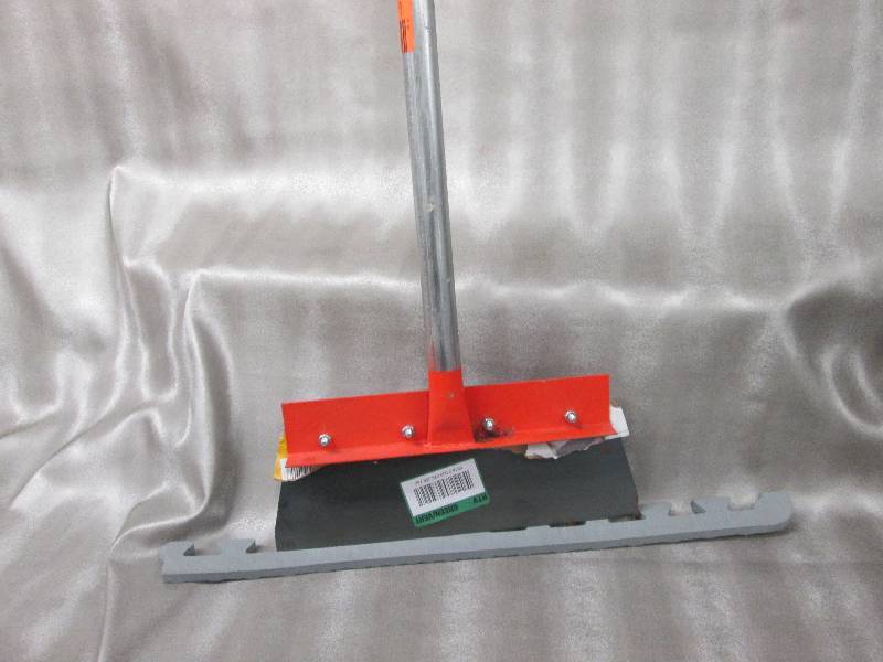 lot 41 image: QEP 14 in. Wide Floor Surface Scrap...