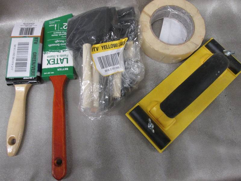 lot 263 image: 2 paint brushes, pkg of foam brushe...
