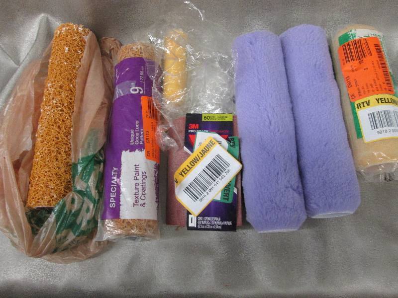 lot 265 image: Lot of assorted paint roller covers...