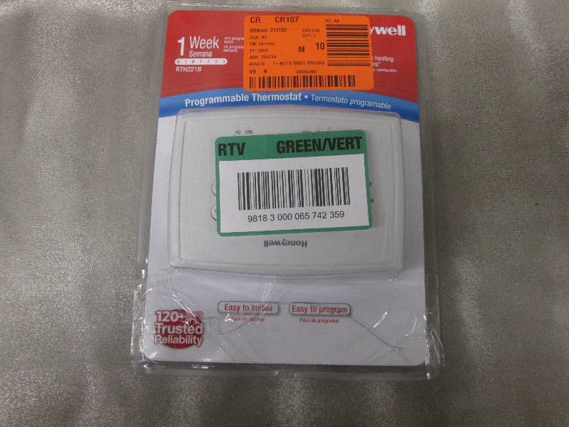 lot 309 image: Honeywell 7-day Programmable Thermo...