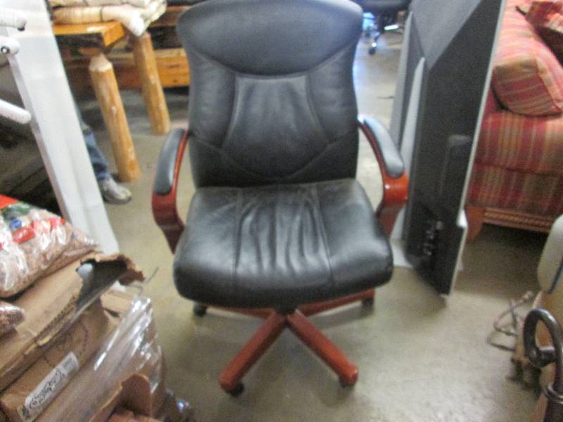 lot 342 image: Black Executive Chair with wooden a...