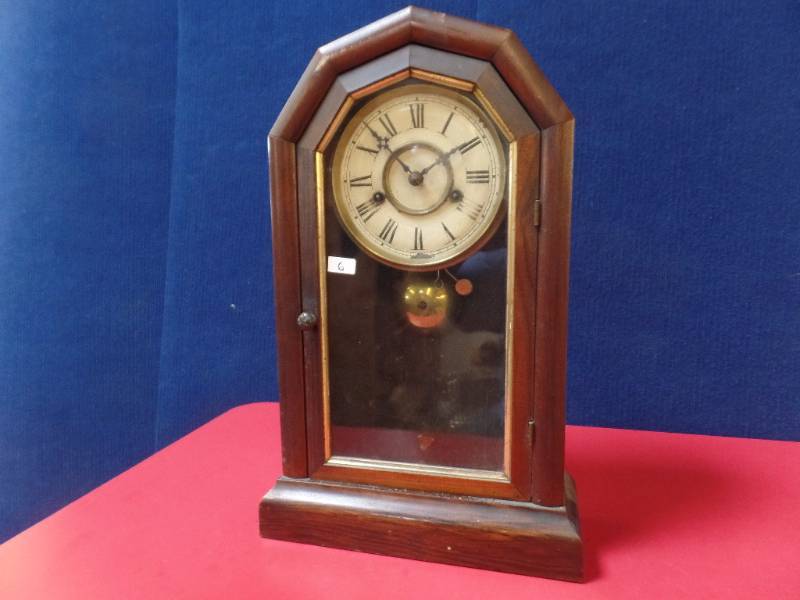 lot 507 image: Mantle Clock