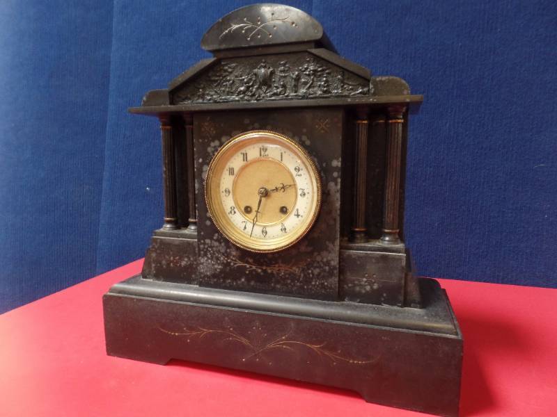 lot 511 image: Mantle Clock