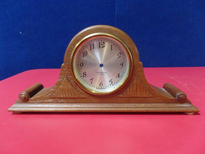 lot 518 image: Mini Tambour Clock