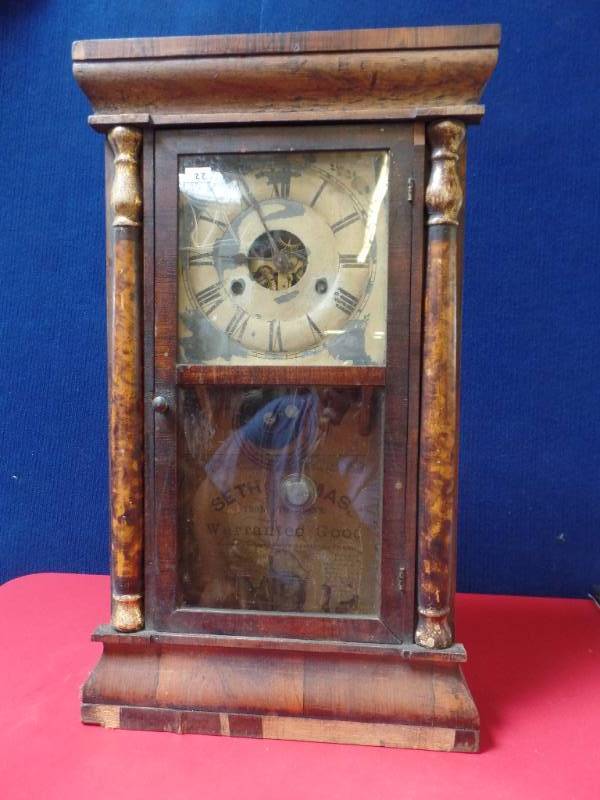 lot 523 image: Mantle Clock