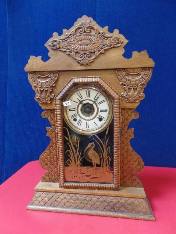 lot 524 image: Kitchen Clock