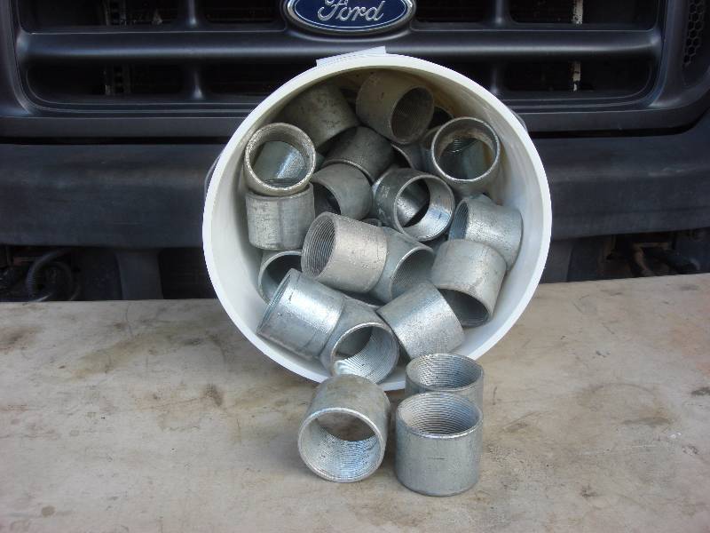 lot 7 image: 2 RGS Couplings