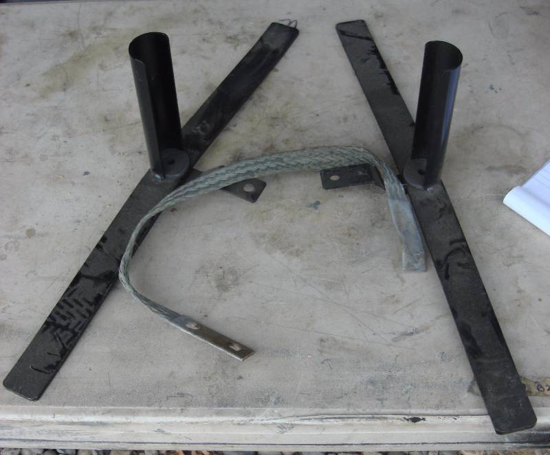 lot 19 image: Steel legs and copper braids