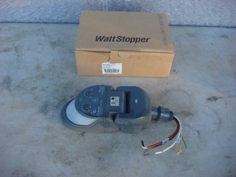 lot 137 image: Watt Stopper #EW-2CO-120-G
