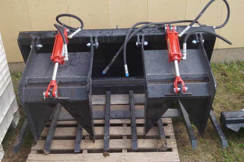 5 Foot Skid Steer Double Grapple Bucket