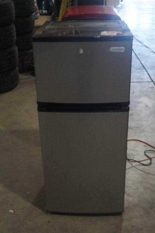 Mini FridgeFreezer