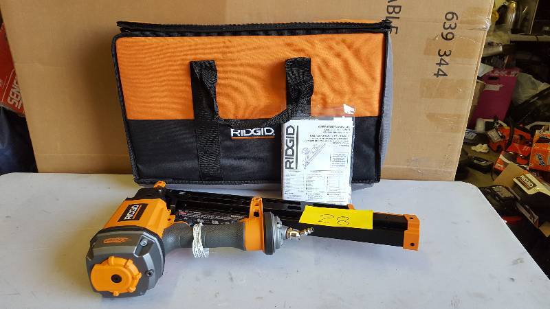 Ridgid 21° 3-12 in. Round-Head Framing Nailer New