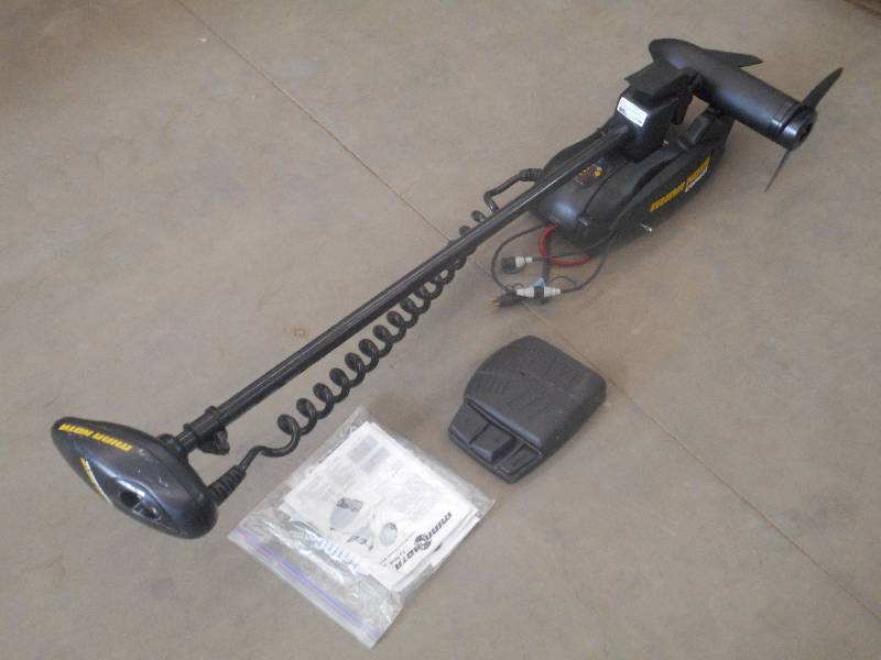 lot 19 image: MinnKota V2 Bow-Mount Trolling Moto...