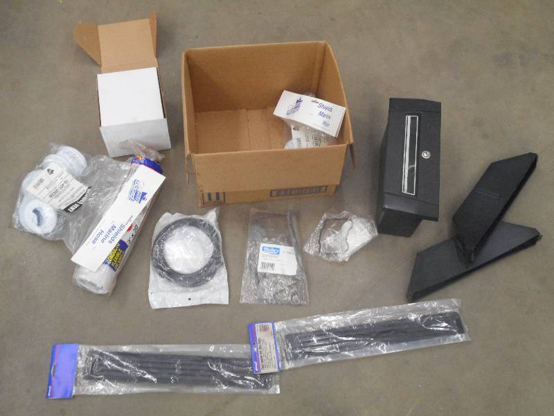 lot 43 image: Lot Of Boat Supplies Glove Box, Ve...