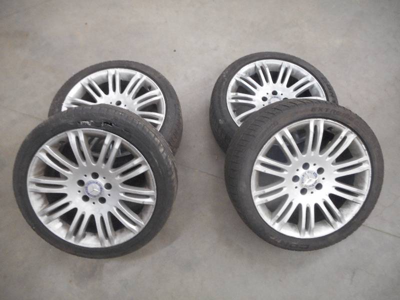 lot 48 image: (4) Mercedes 5-Lug 18 Wheels With ...