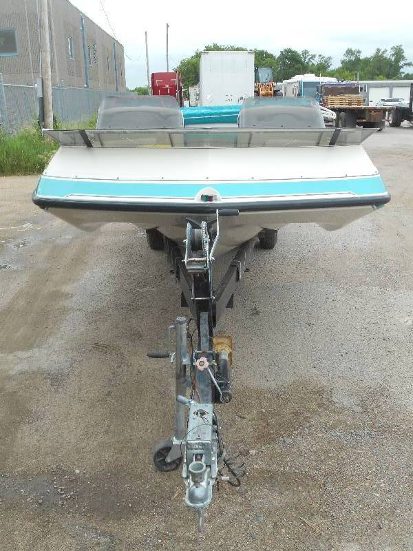 lot 1 image: 1993 Floteboat Floatdek 216 Boat