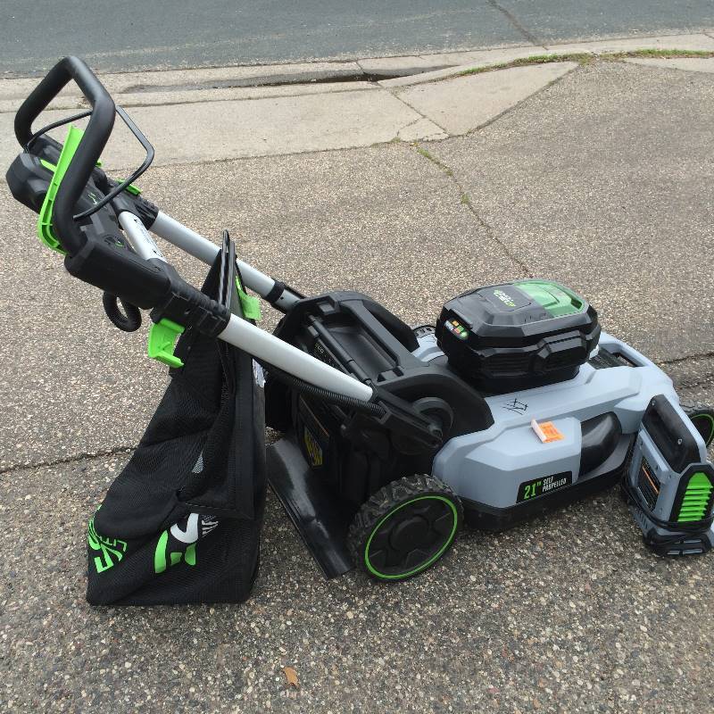 Ego 21 in. 56-Volt Lithium-Ion Cordless Self Propelled Lawn Mower In like New Working Conditions
