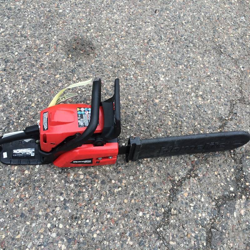 Homelite V16 in. 42cc Gas Chainsaw Model # UT10660A working Conditions