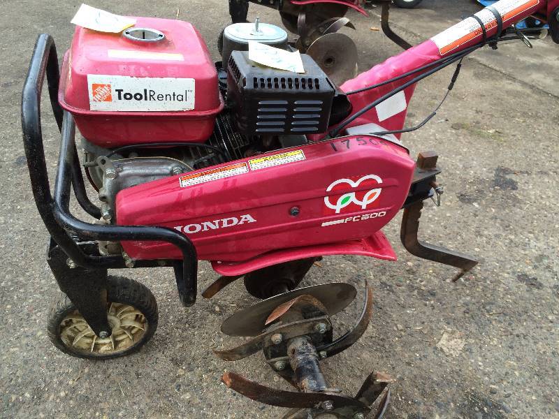 Honda FC600 163cc Mid-Tine Tiller for part o repair