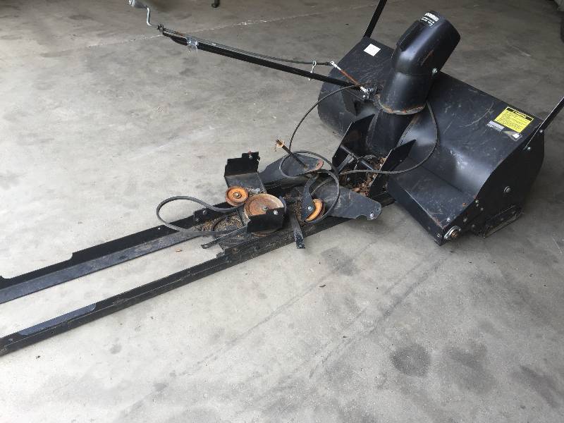 lot 9 image: MTD Snowblower