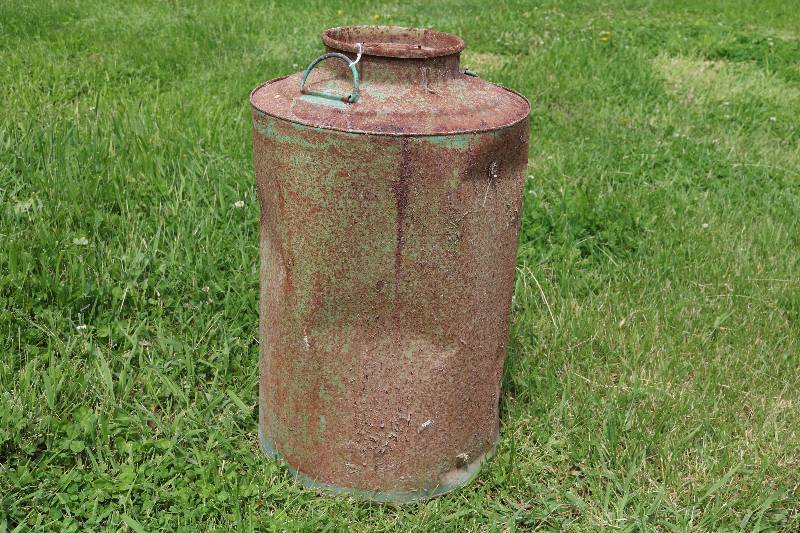 Old Canister