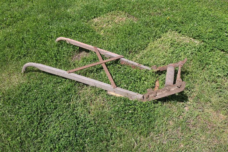 Antique cart