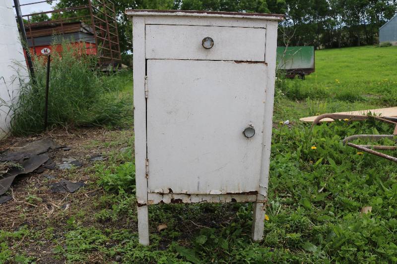 Steel cabinet