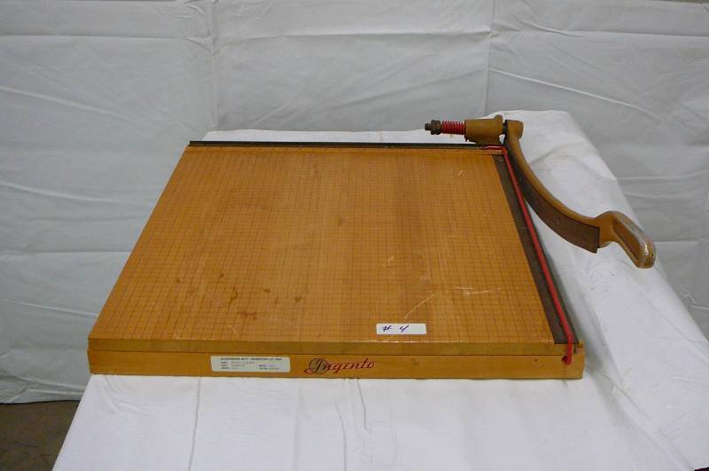 Paper cutter Ingento