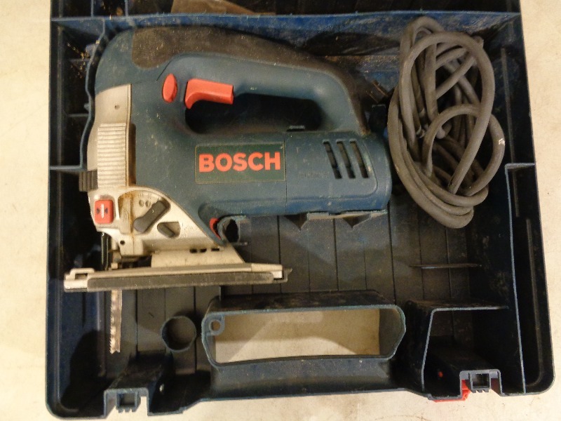 lot 31 image: Bosch Jig Saw