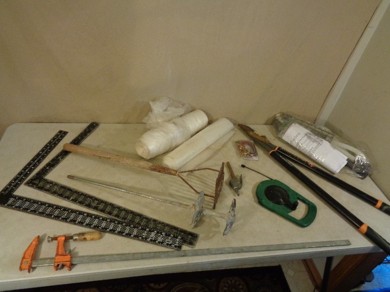 lot 44 image: Tools and Shop Supplies