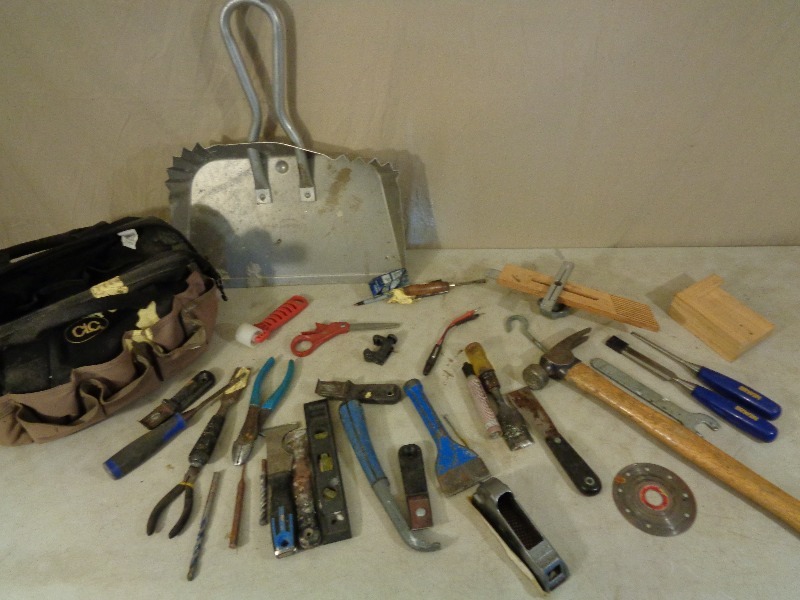 lot 52 image: Tool Bag, Tools, Hammer, Chisels, Etc