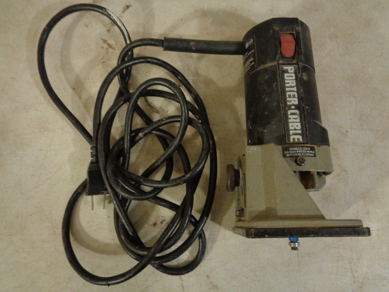 lot 53 image: Porter Cable Trim Router