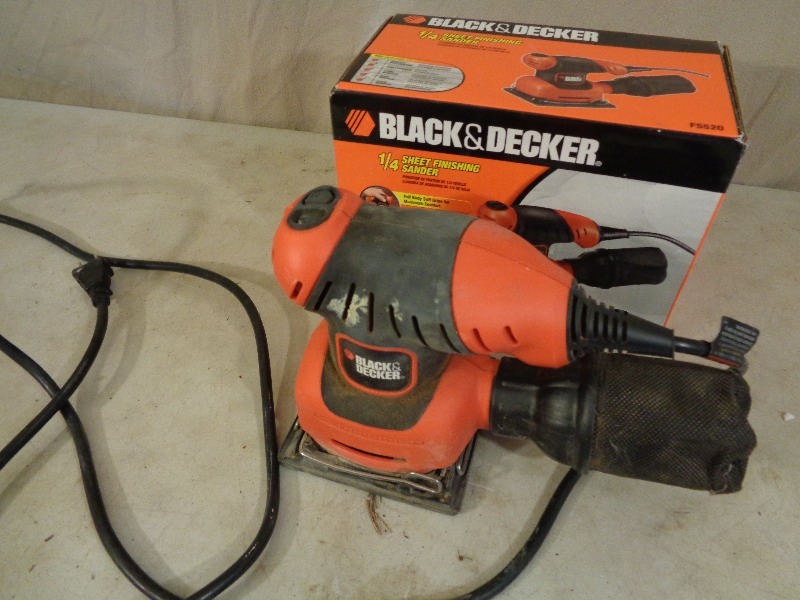 lot 55 image: Black and Decker 14 Sheet Sander