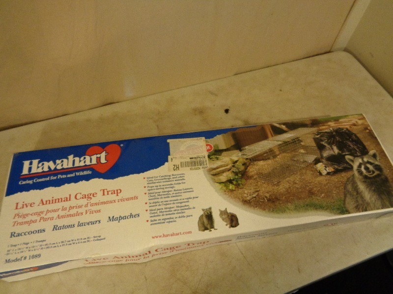lot 60 image: New Havahart Live Animal Cage Trap