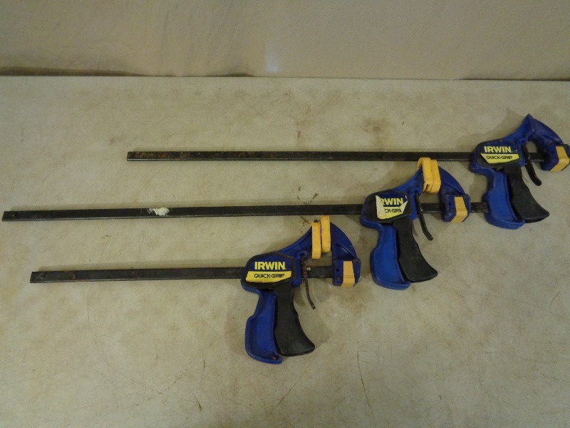lot 70 image: 3 Irwin Quick Grip Clamps