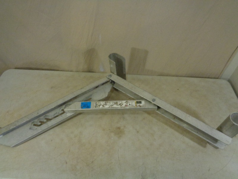 lot 75 image: Aluminum Ladder Jack  Ladder Scaffold