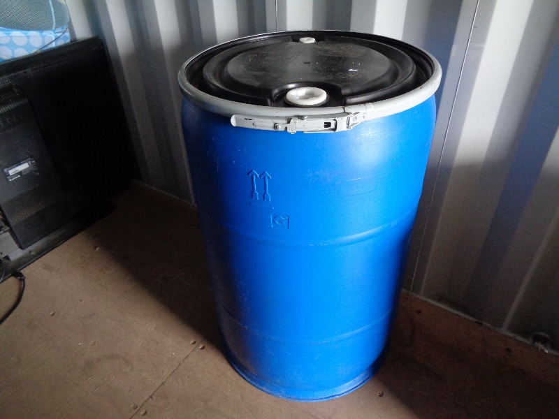 lot 111 image: 55 Gallon Plastic Barrel  Drum with Lid and Clamp